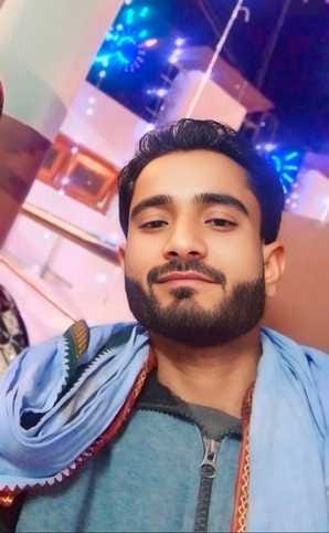 Petrol pump salesman died due to lightning