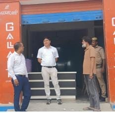 There was a trading company board outside, but a madrasa was running inside