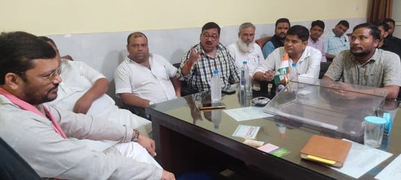 The head of the municipality and the EO were absent in the board meeting