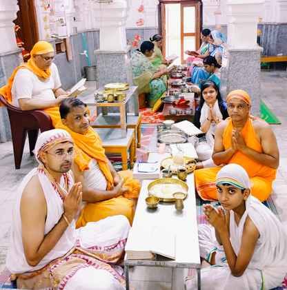 The fourth day of Daslakshan festival was celebrated as the best cleanliness religion