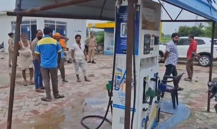 Water was filled in the vehicle instead of diesel at the petrol pump, commotion