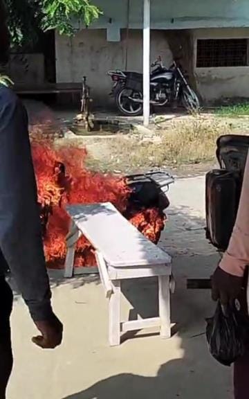 E-scooty caught fire, rider saved his life by jumping