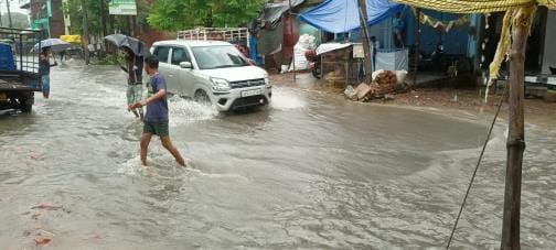 Many areas were flooded due to 6 hours of heavy rain