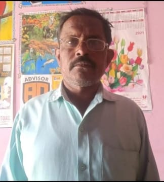 A father going to buy toffees for his son's birthday party died in a road accident