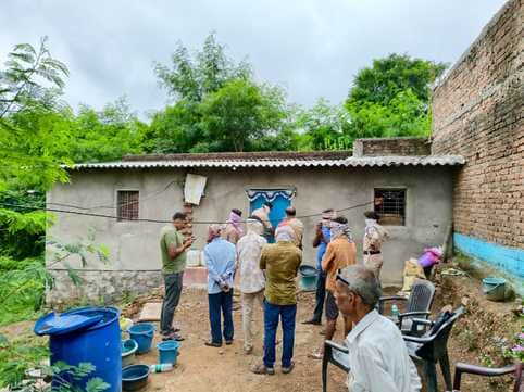 Maihar News: Dead body of a woman missing for three days found in a box