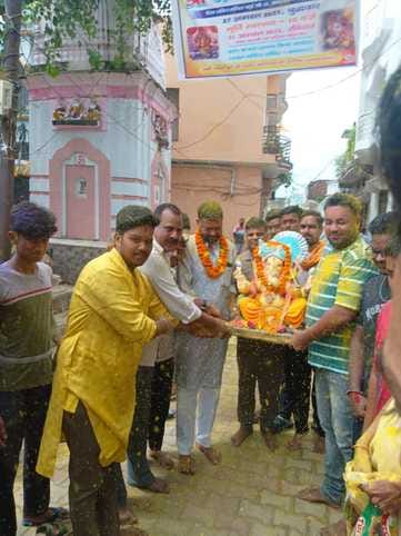 Ganesh festival was held in Shiv Shakti Mandir Banjaran, the idol was immersed in Kosi river