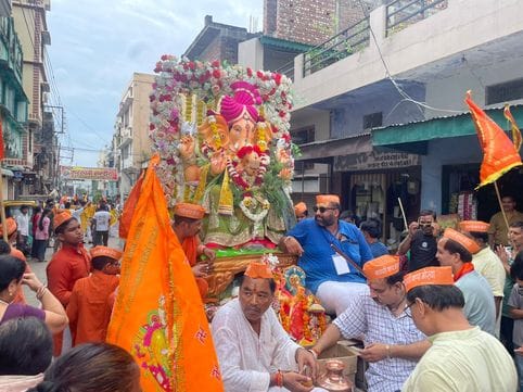 Ganpati immersion took place in Garjia Kosi riverGanpati immersion took place in Garjia Kosi river
