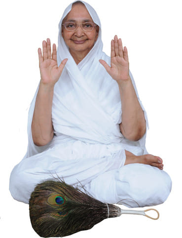 Gyanmati Mata decorated with the title of D.Litt