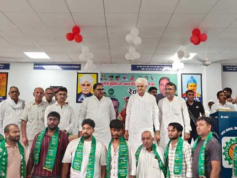 The people of Ahirwal are also unhappy with the BJP rule: Abhay Chautala