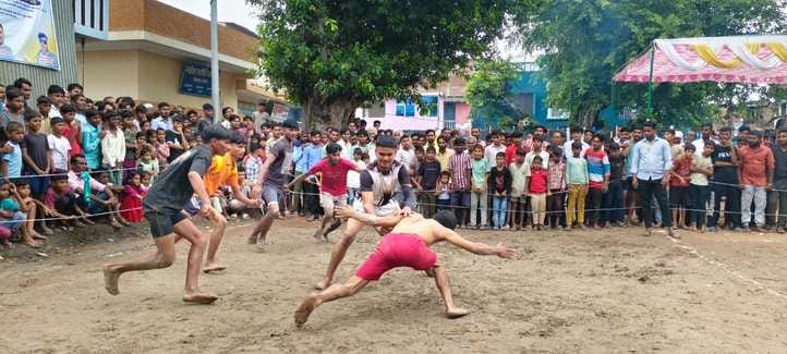 The teams of Pargana Khairigarh and Jhala Jharkhand won the match