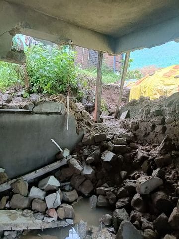 Heavy rains cause devastation in Palahta, six residential houses in danger of collapsing due to landslide