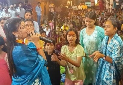Bhajans enthralled the audience at Shri Shyam and Balaji Festival