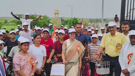 Youth participated in cycle rally under Fit India