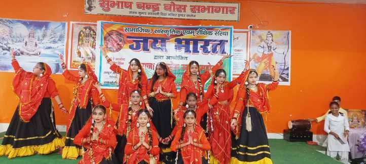 Students created a stir with group folk dance and won the award