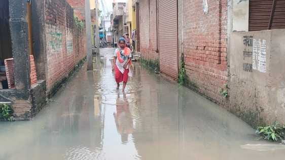 Waterlogging everywhere due to rain, orange alert today too