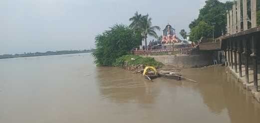 Nepal released water, water level of Saryu river increased for the second time in 13 days