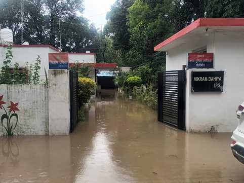 Rain becomes a disaster, waterlogging from roads to neighbourhoods affects life