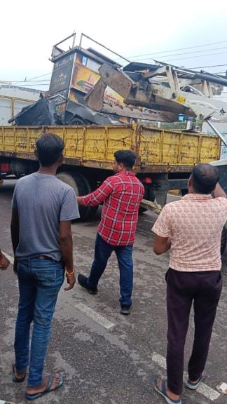 Municipal corporation removed encroachment amidst protest