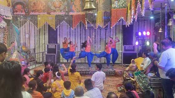 Ganesh Bal Leelas were presented through dance