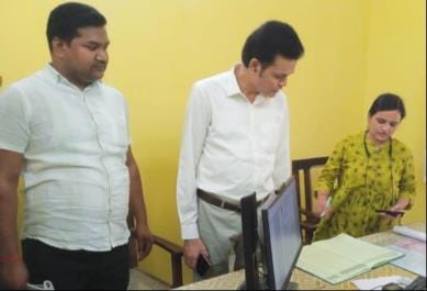 17 officers and employees of Power Corporation were not found on duty