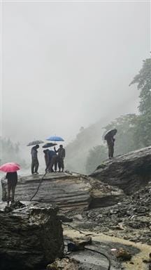 Rains again wreak havoc in Chamba: Roads, electricity, water and telecommunication services disrupted