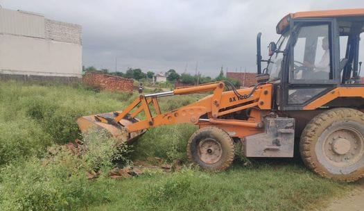 8 buildings were sealed for illegal construction