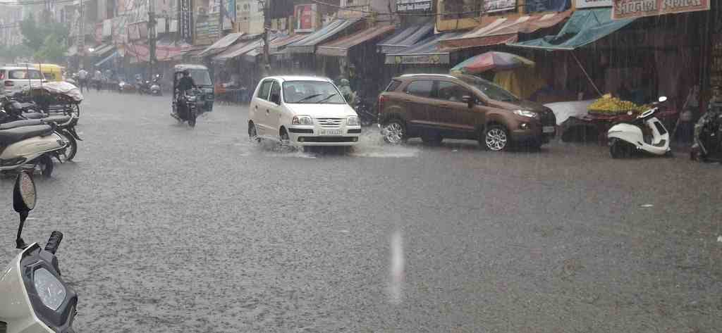 There is a shower of Sawan in Bhado, 58 mm rain brought relief from the heat
