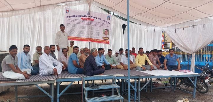 Saini Sabha election on 7th, other party staged sit-in on third day too