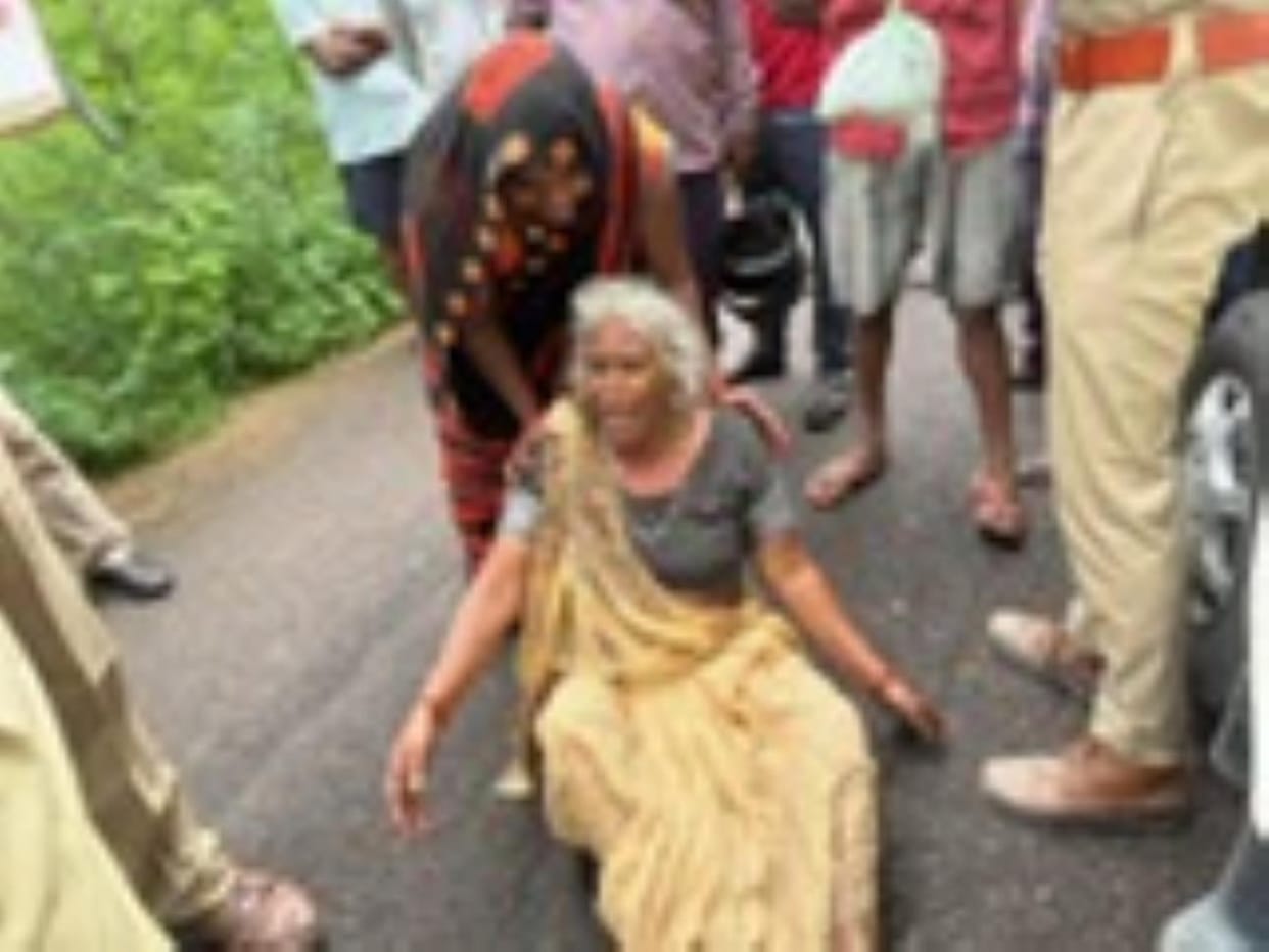 Disabled e-auto driver murdered by slitting throat