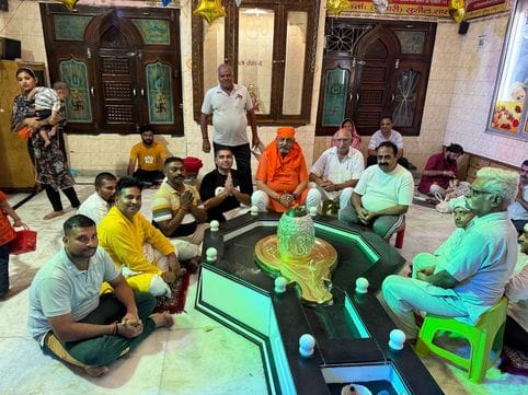 Shiva devotees worshiped in Dukhbhanjan temple