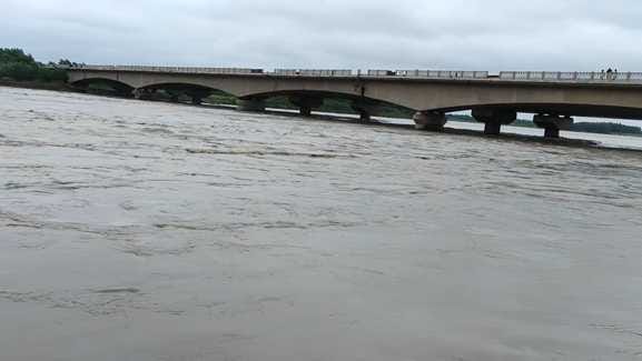 There is a possibility of Yamuna water level crossing the danger mark late at night