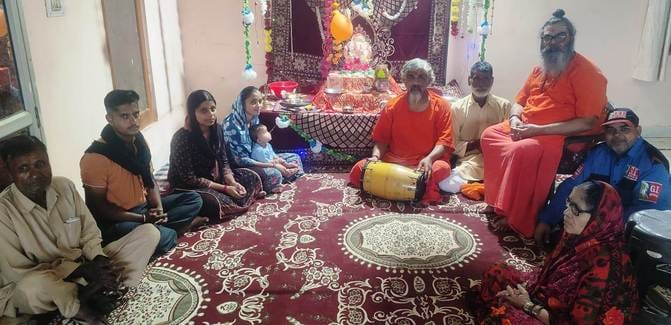 O Ganpati Ganesh ji, come to my courtyard...
