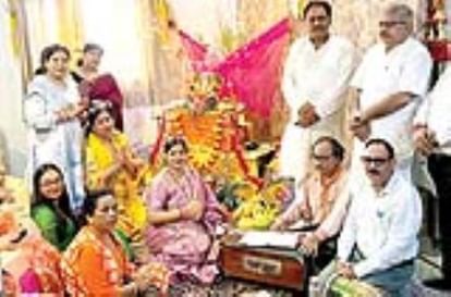 Lucknow News: भगवान गणेश के भजनों पर झूमे श्रोता The audience danced to the hymns of Lord Ganesha