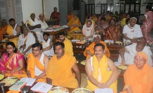 Worship of true religion in temples