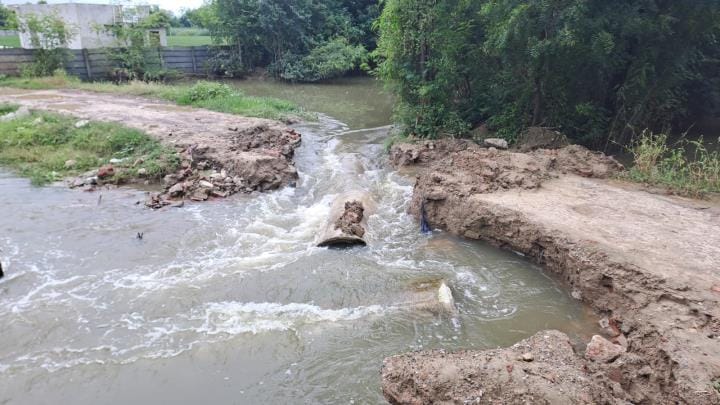 20 villages remained cut off from Mursan on the second day as well
