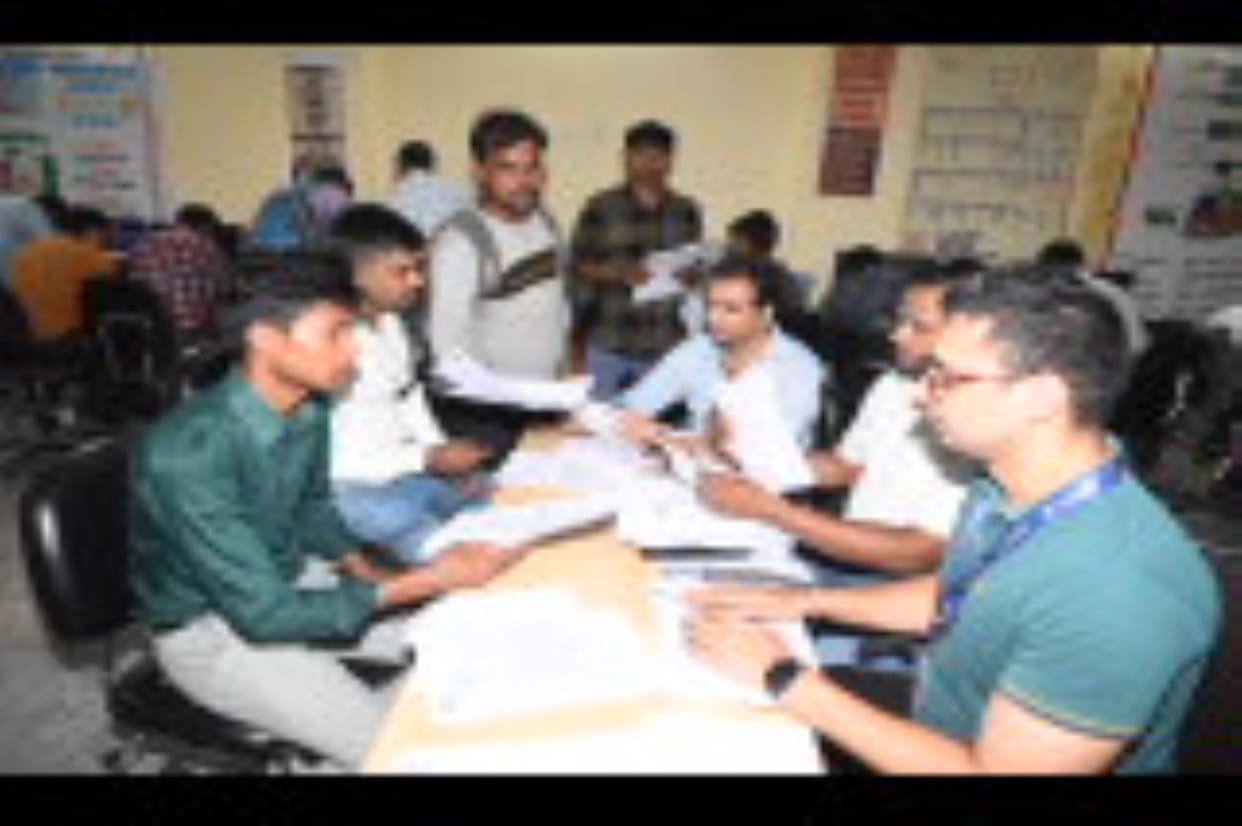 67 youths got employment in the fair held at Government ITI Pandunagar