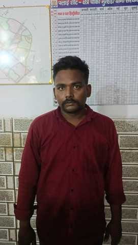 Cows were being smuggled under the guise of a booking app, two arrested, four cows and a pickup seized