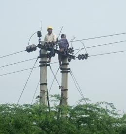 800 villages lost power