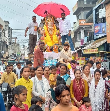 Immersion procession of Ganapati idol was taken out in Purkaji