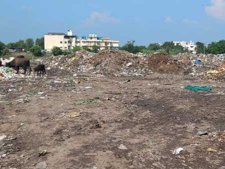 People are preparing to protest against the dumping zone, requested the nagar panchayat president for transfer