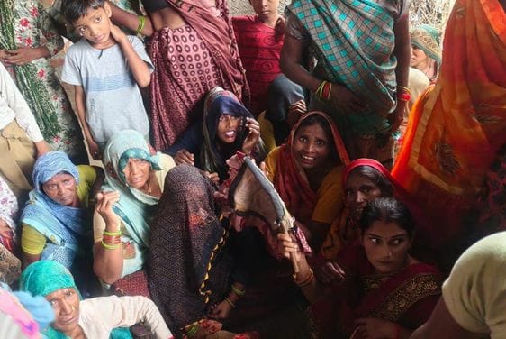 Girl dies due to electric current in pole