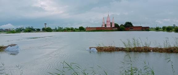 Rain havoc... four drains broke, 7600 acres of land submerged