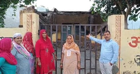 Ayushman Arogya Kendra collapsed due to rain in Pehladapur Kidhauli