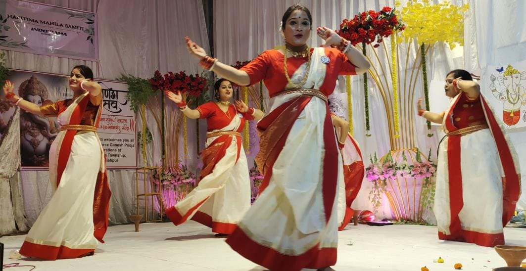 The pandal resonated with the chants of Ganpati Bappa