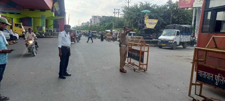 Roadways buses will be parked inside the barrier, people will get relief from traffic jam