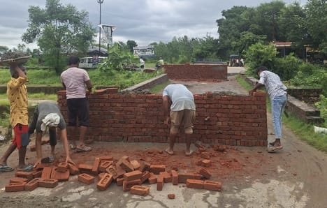 The danger of collapse of Nirgajani water mill bridge increased, wall constructed
