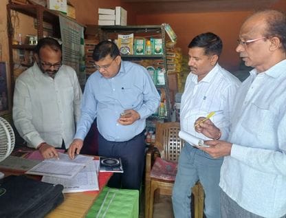 2 samples collected from fertilizer shops, 5 notices issued, 1 license cancelled