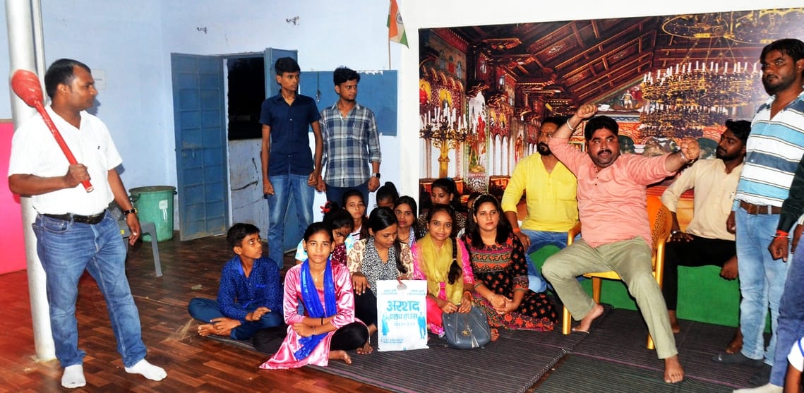 artists from Muslim and Christian communities also play roles in OCF Ramlila in Shahjahanpur
