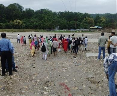 Amidst the rain, devotees visited Maa Shakambhari