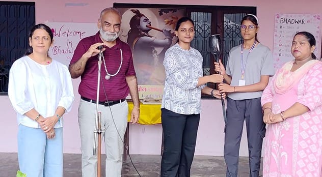 MP Sports Festival... Player Rishika handed over the torch to Aditi